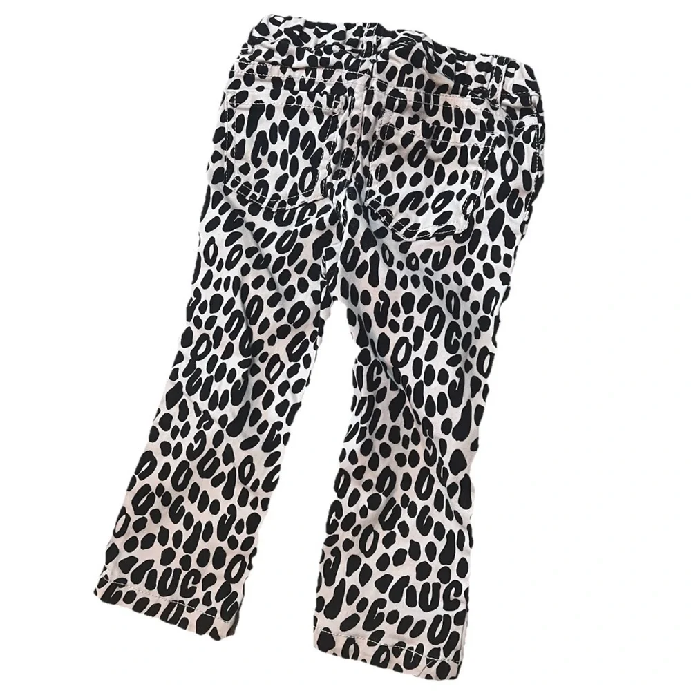 Children’s Place Animal Print Jeggings Baby Girls 18-24 months Leopard Jeans